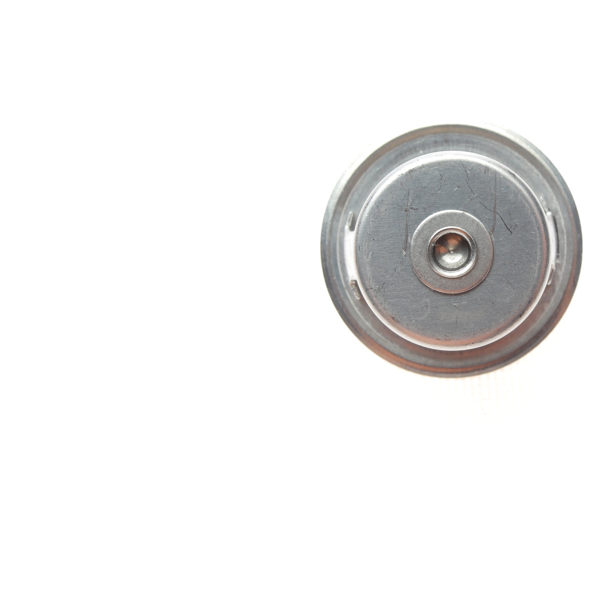 Термостат Nissan Micra/Citroen Saxo/Peugeot 106 1.5d 94-03 (89 °C) NRF