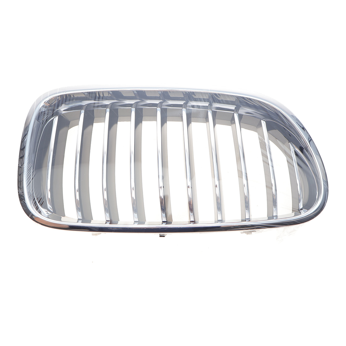 Решітка радіатора BMW 5 (F10) 13-16 (R) (хром) Autotechteile
