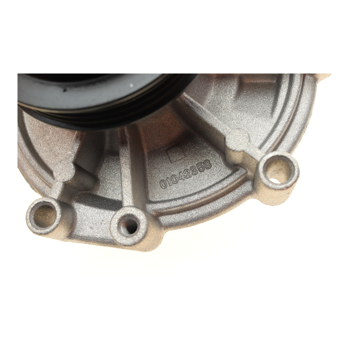 Помпа води Citroen Jumper/Peugeot Boxer 2.5D/TD/TDI/4x4 96-02 (B/B) (8 лоп) Bugatti