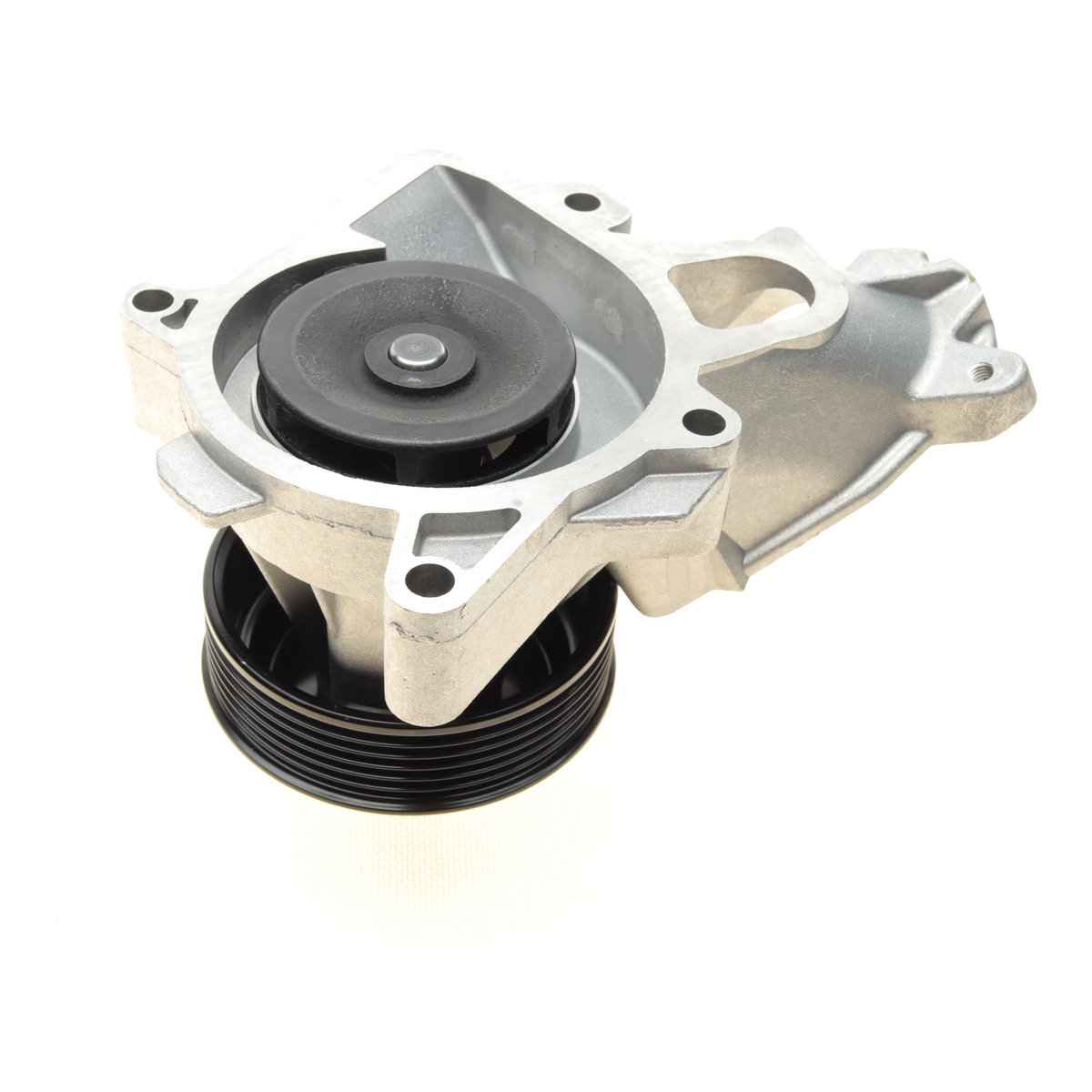 Помпа води BMW 3 (E46/E90)/5 (E60)/X5 (E53) 2.0/3.0d 03-10 (M47/M57) Bugatti